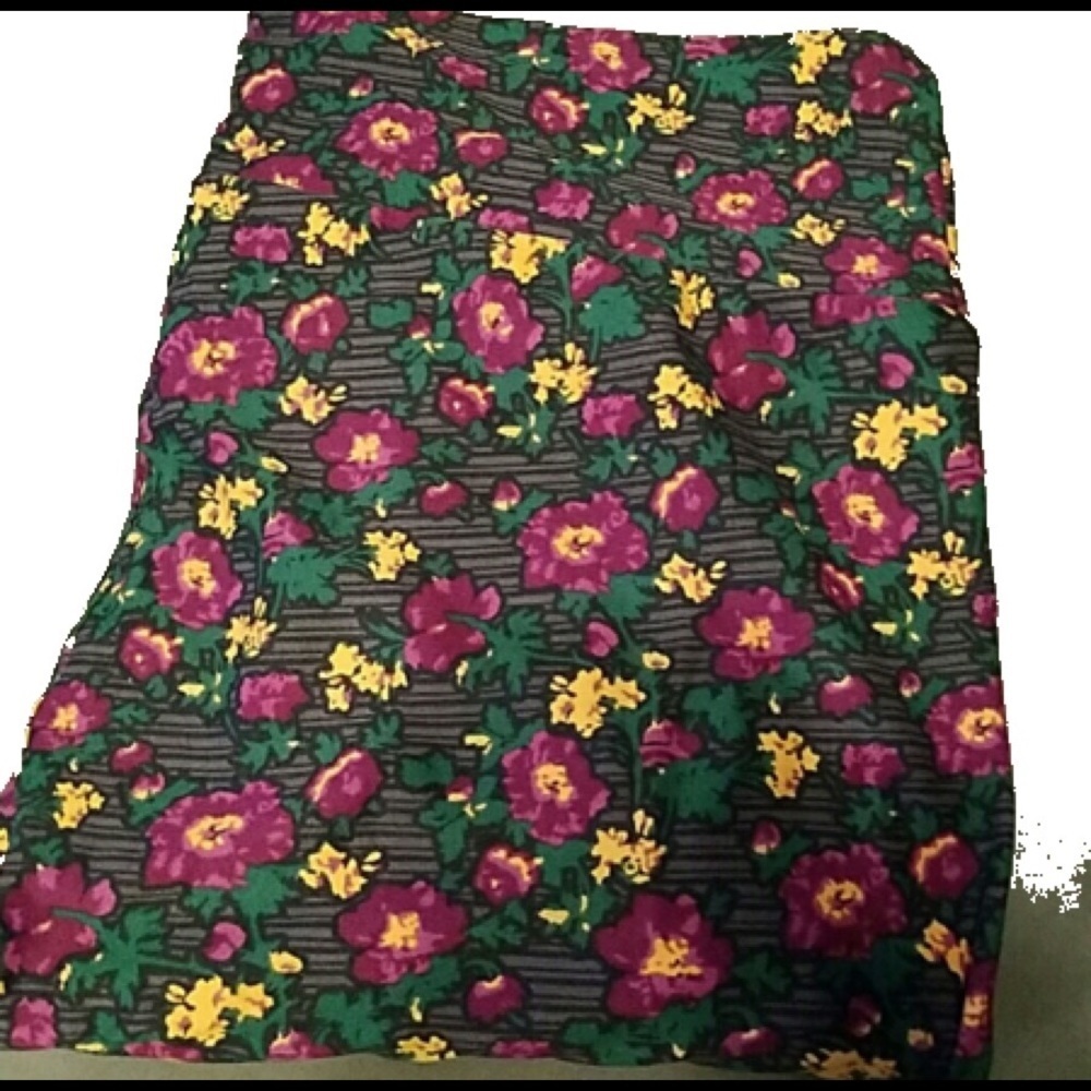 ⛱️LuLaRoe - Floral & Stripe Pattern on Pattern Leggings - TC